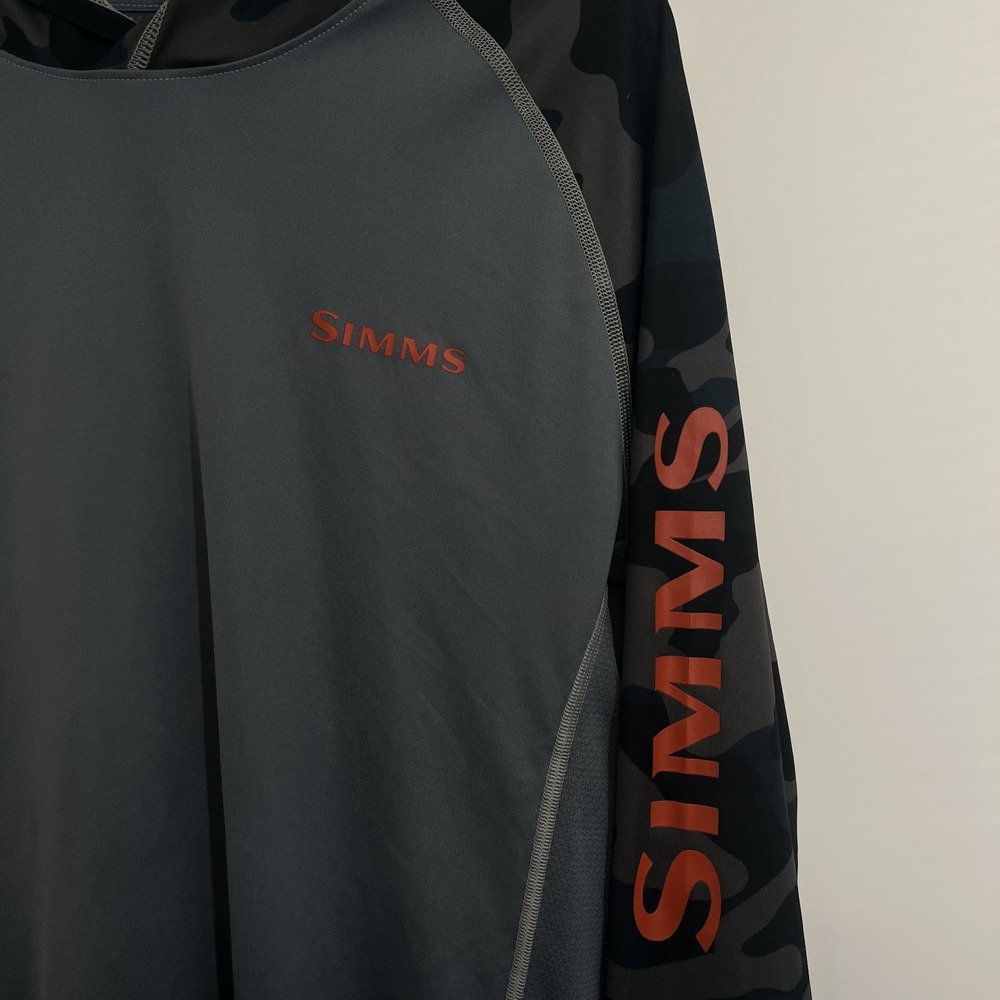 Simms SolarVent Hoodie Mens Med Gray Camo Long Sleeve Fishing Shirt UPF 50 Sun - Picture 2 of 12